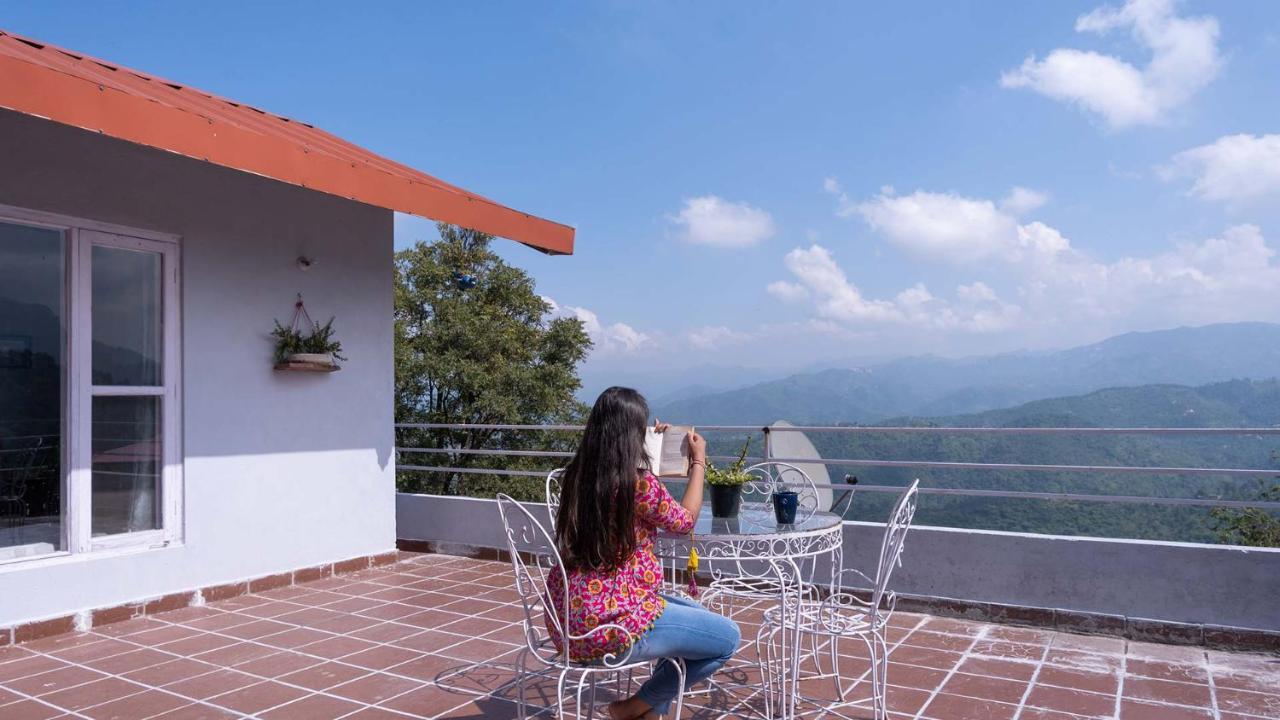 Misty Mountains Cottage - In The Lap Of Nature! Kasauli Exterior photo